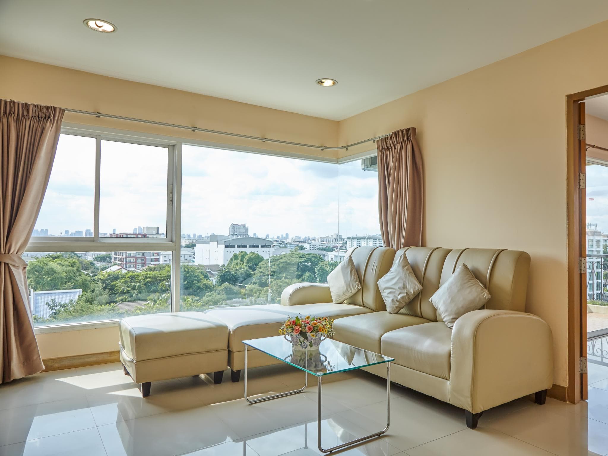 Lounge interior